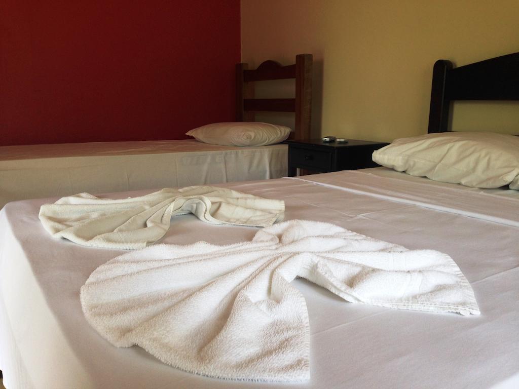 Aguas Vivas Hotel Fazenda Pirenopolis Phòng bức ảnh